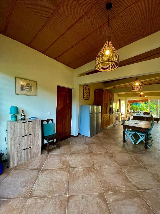 Chambre Et Sdb Privative Ylang Ylang Vue Mont Pelee Dans Maison Partagee Le Morne-Rouge Екстериор снимка