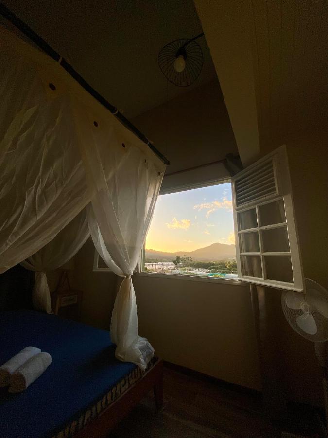 Chambre Et Sdb Privative Ylang Ylang Vue Mont Pelee Dans Maison Partagee Le Morne-Rouge Екстериор снимка